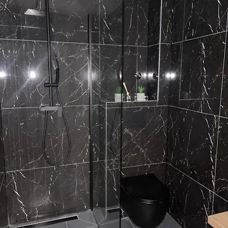 Elite - Free Parking Konukevi 4*