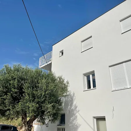 Elite - Free Parking Maison d'hôtes 4*