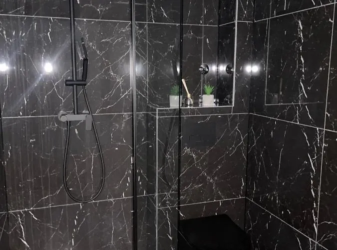 Elite - Free Parking Penzion 4*