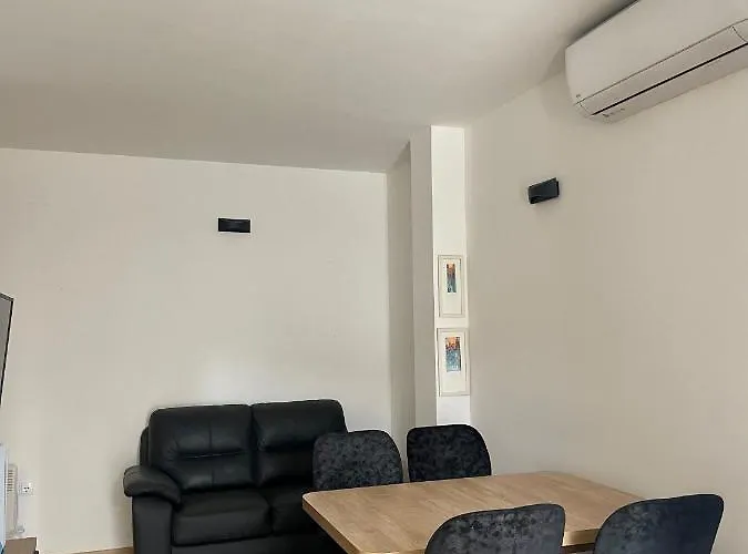 Elite - Free Parking Penzion